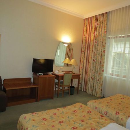 Best Western Hotel Turist Skopje Exterior photo