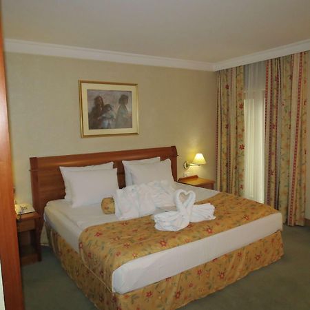 Best Western Hotel Turist Skopje Exterior photo