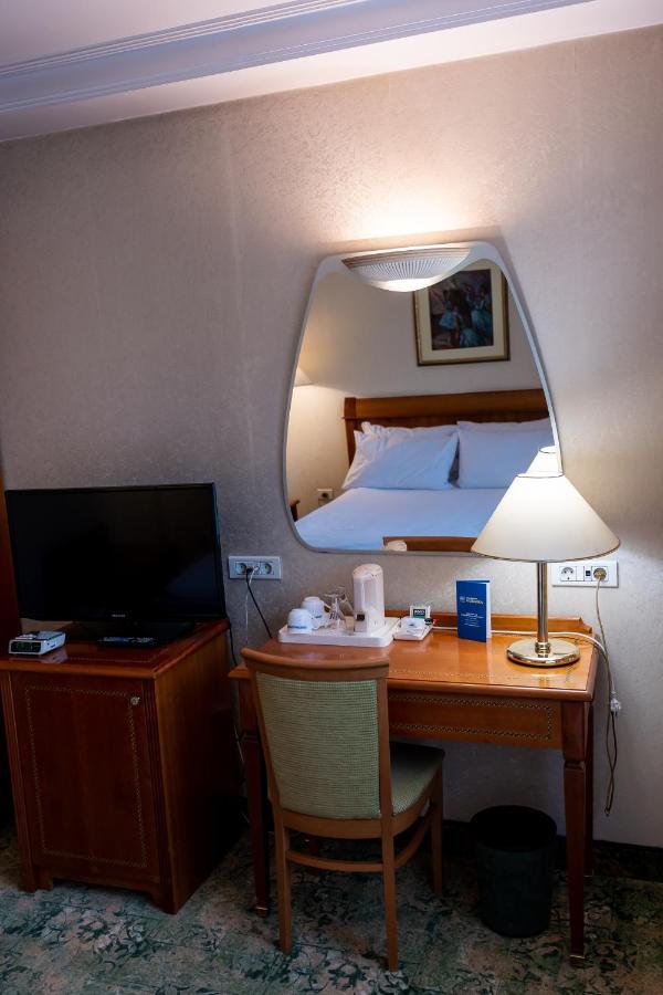 Best Western Hotel Turist Skopje Exterior photo
