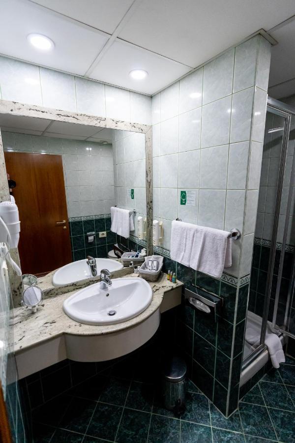 Best Western Hotel Turist Skopje Exterior photo