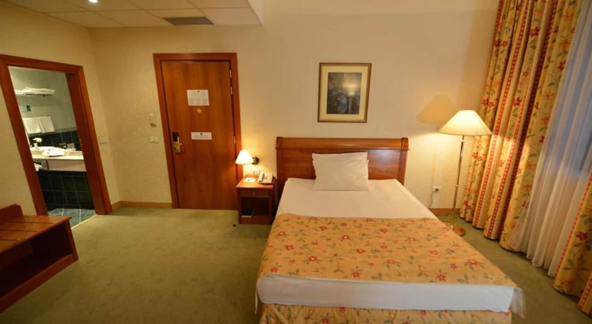 Best Western Hotel Turist Skopje Exterior photo