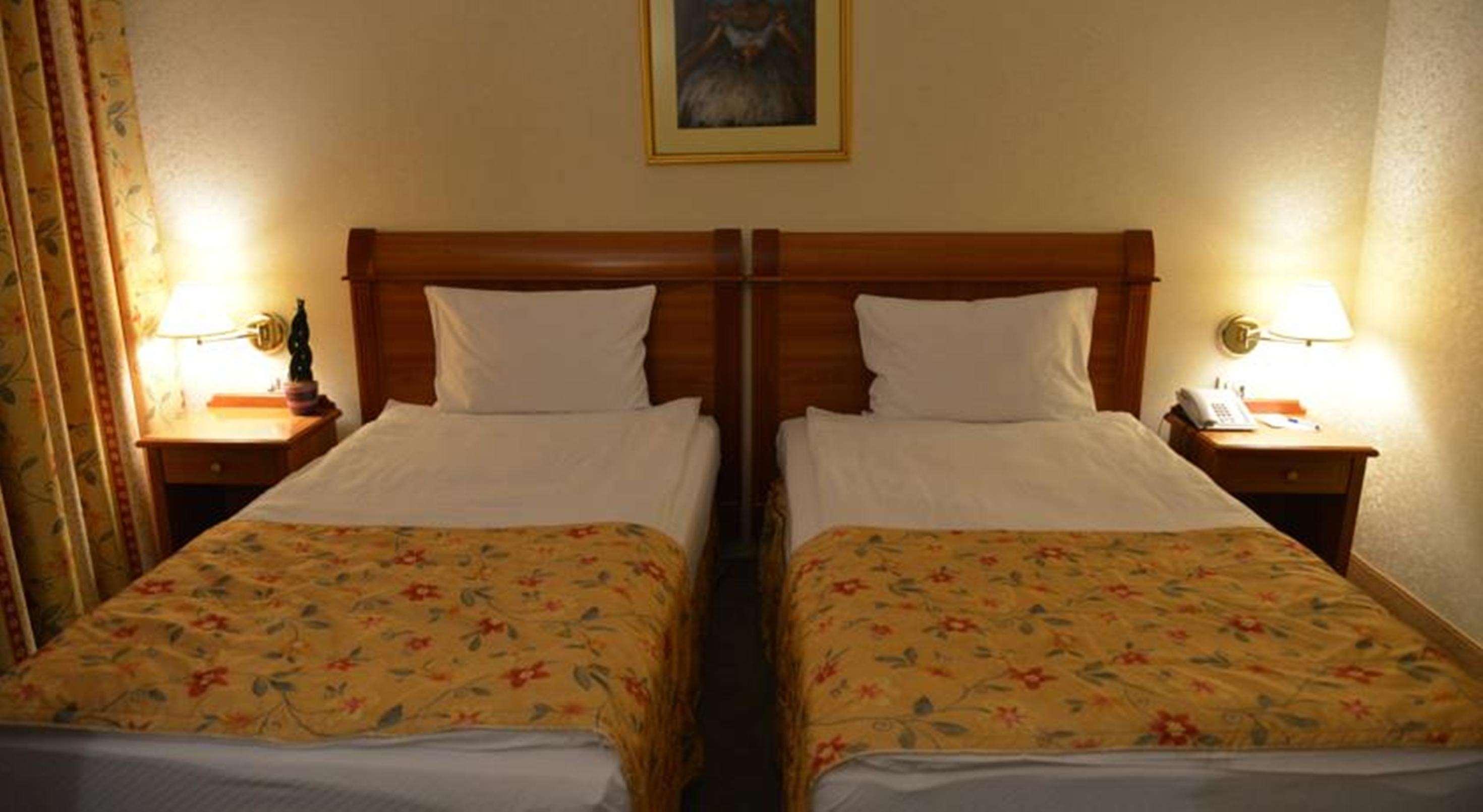 Best Western Hotel Turist Skopje Exterior photo